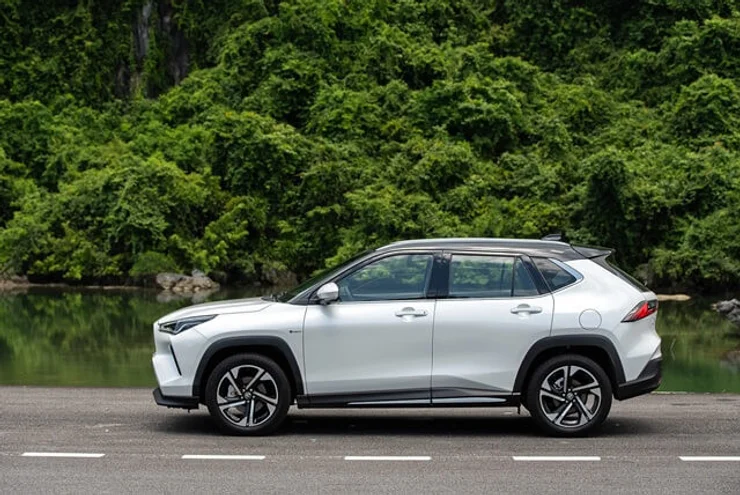 thuê xe 7 chỗ trà vinh